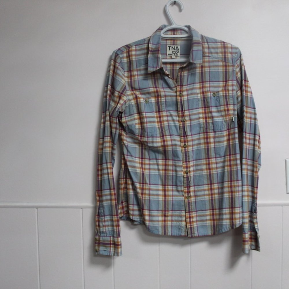 Aritizia TNA Plaid button down top